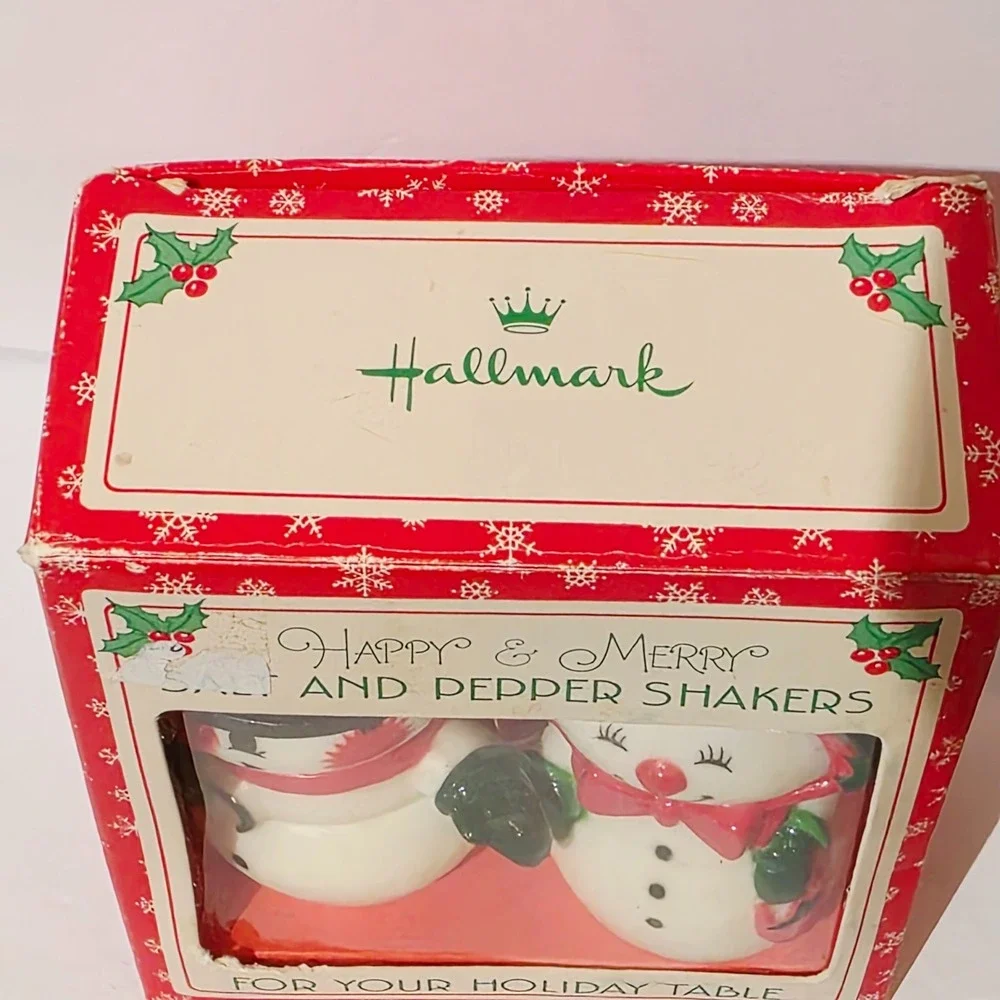 Vtg Hallmark Christmas Salt & Pepper Shakers Happy & Merry Mr. & Mrs. Snowman